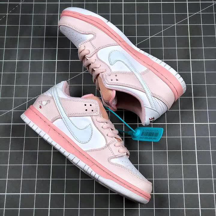 SB Dunk Low Running Shoes-White/Pink-4026254