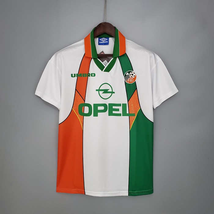 Retro Ireland 94/96 away version short sleeve training suit