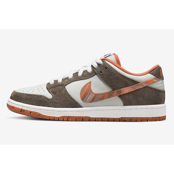 Crushed D.C. x SB Dunk Low Running Shoes-Brown/White-9206307