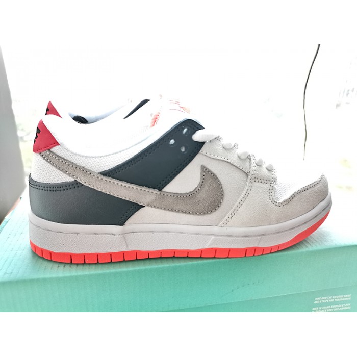 SB Dunk Low Running Shoes-Gray/White-8145460